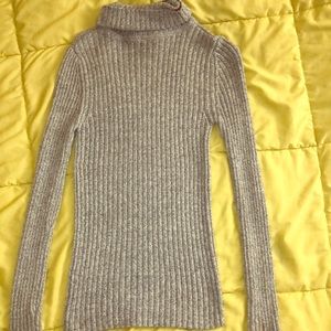 Gray turtleneck